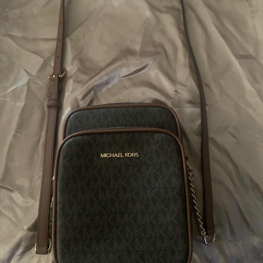 Crossbody bag